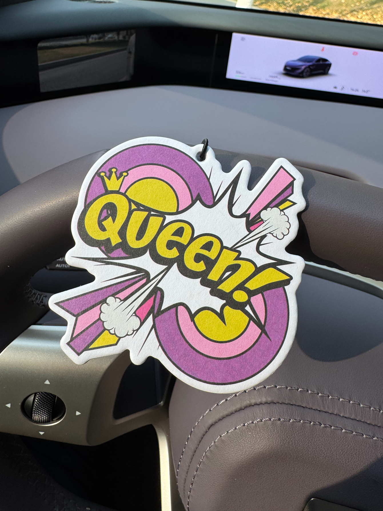 Queen! Freesia and English Pea - Fragrance Queen Perfume 评论和价格